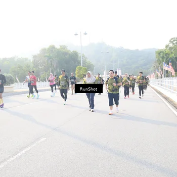 Runner Photo 6890605