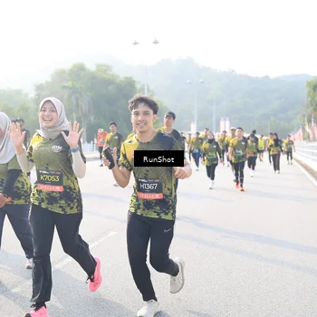 Runner Photo 6890681