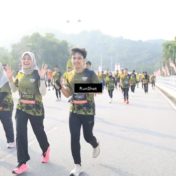 Runner Photo 6890683