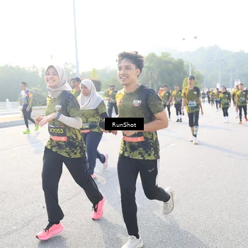 Runner Photo 6890698