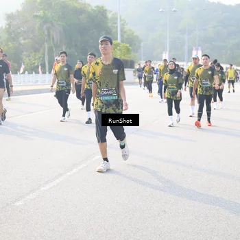 Runner Photo 6890705
