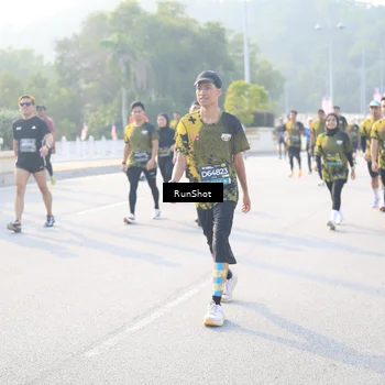 Runner Photo 6890721