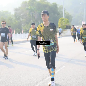 Runner Photo 6890742