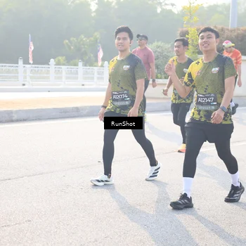 Runner Photo 6890834