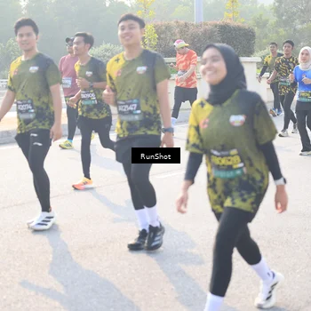 Runner Photo 6890842