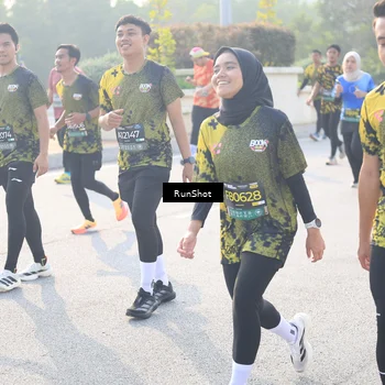 Runner Photo 6890843