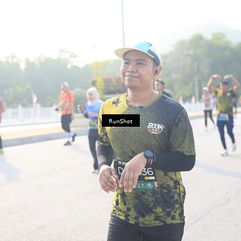 Runner Photo 6890882