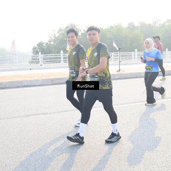 Runner Photo 6890934