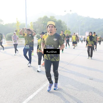 Runner Photo 6890964