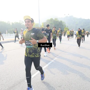 Runner Photo 6890981
