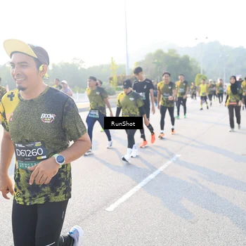 Runner Photo 6890996