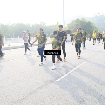 Runner Photo 6891013