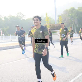 Runner Photo 6891064