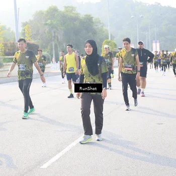 Runner Photo 6891080