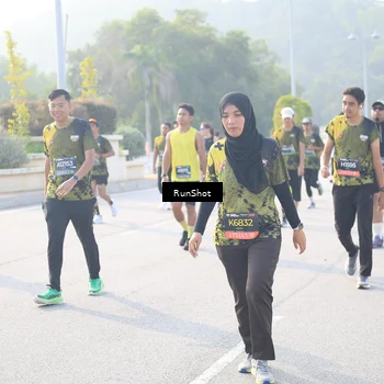 Runner Photo 6891090