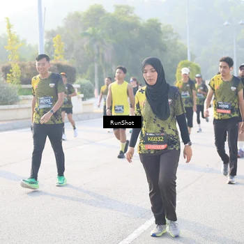 Runner Photo 6891100