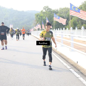 Runner Photo 6891140