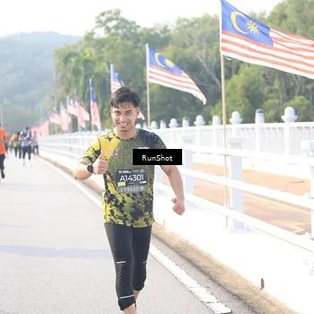 Runner Photo 6891153