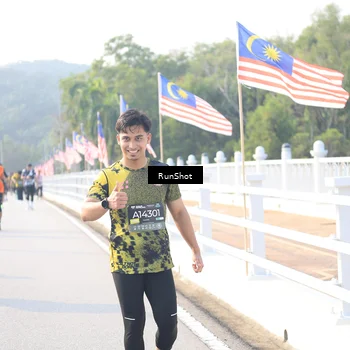 Runner Photo 6891162