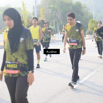 Runner Photo 6891178