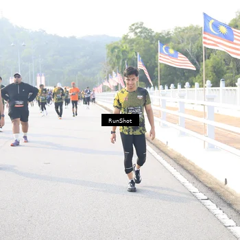Runner Photo 6891197