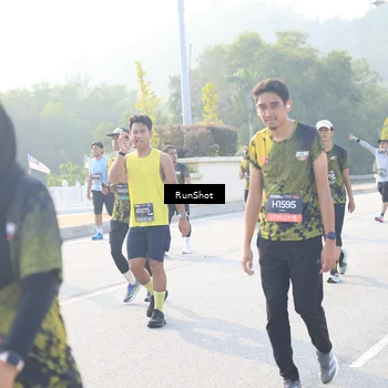 Runner Photo 6891206