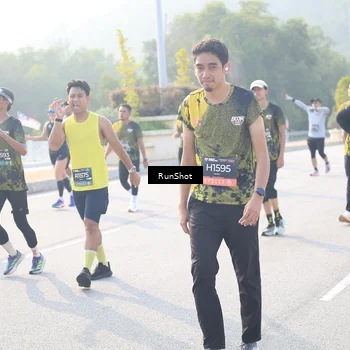 Runner Photo 6891215
