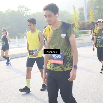 Runner Photo 6891249