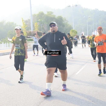 Runner Photo 6891281