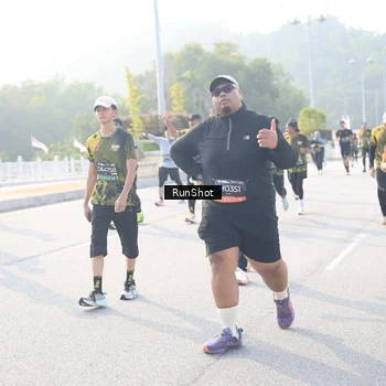 Runner Photo 6891296