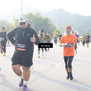 Runner Photo 6891308
