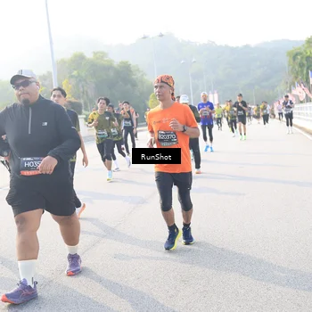 Runner Photo 6891320