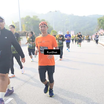 Runner Photo 6891342