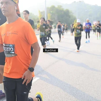 Runner Photo 6891361