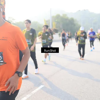 Runner Photo 6891368