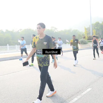 Runner Photo 6891376