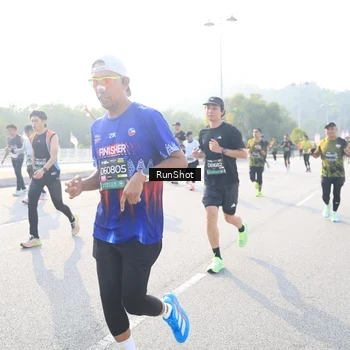 Runner Photo 6891445