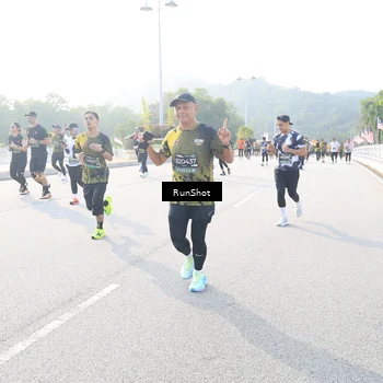 Runner Photo 6891475