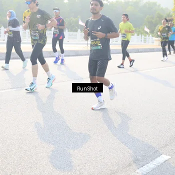 Runner Photo 6891574