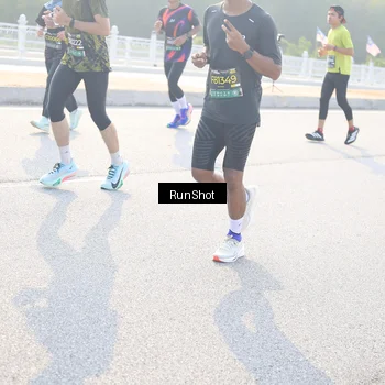 Runner Photo 6891576