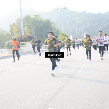 Runner Photo 6891636