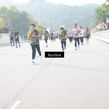 Runner Photo 6891639