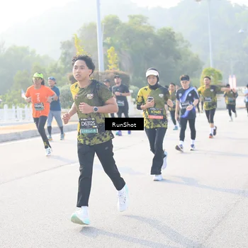 Runner Photo 6891652