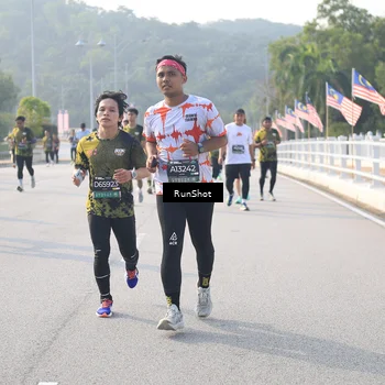 Runner Photo 6891692