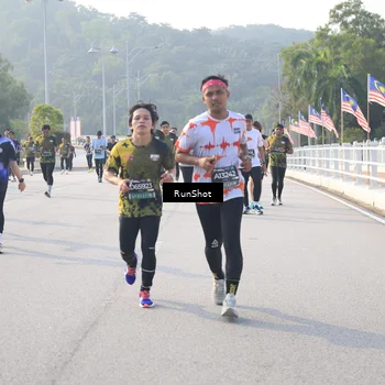 Runner Photo 6891710