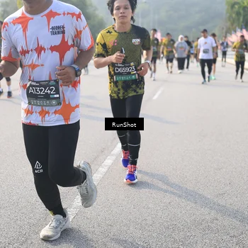 Runner Photo 6891744