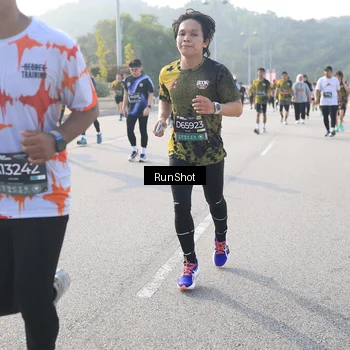 Runner Photo 6891769