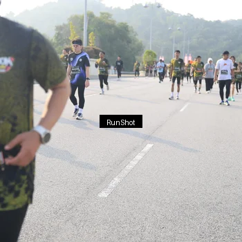Runner Photo 6891770