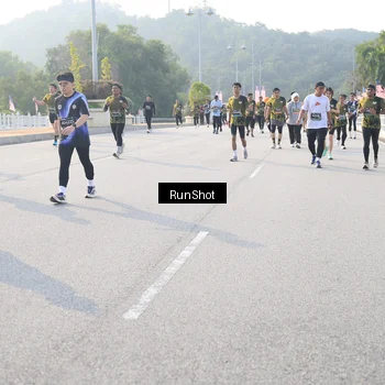 Runner Photo 6891773