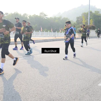 Runner Photo 6891796